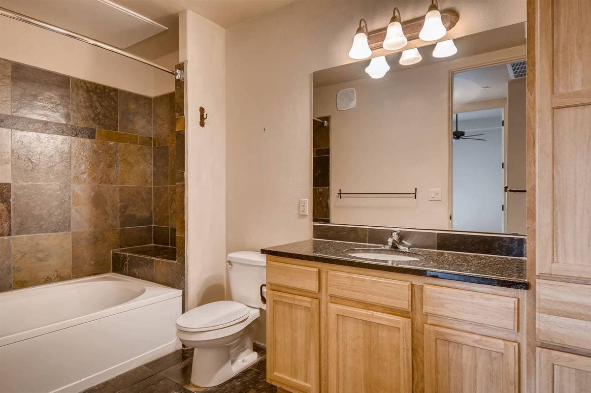 guest bathroom - 1405 Vegas Verdes