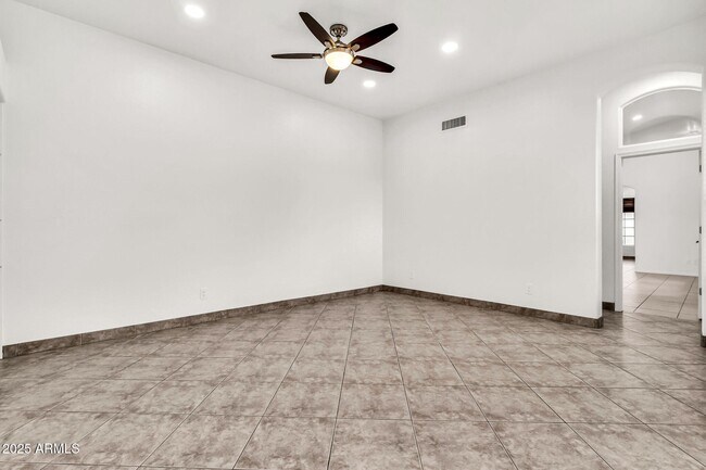 Building Photo - 9379 E Windrose Dr