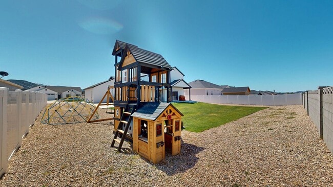 Building Photo - 4 Bedroom Home with 3 Car Garage in Enoch
