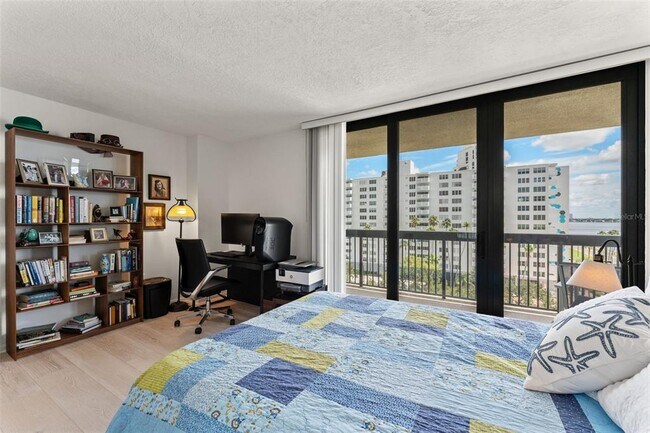 Building Photo - 2413 Bayshore Blvd