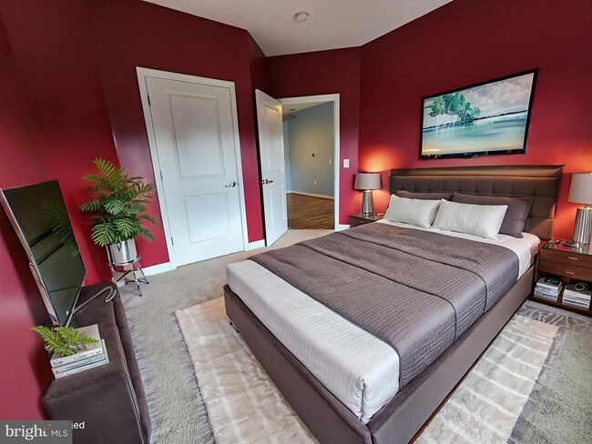 Building Photo - 2610 Sheridan Rd SE