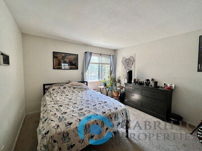 Building Photo - 10278 Black Mountain Rd