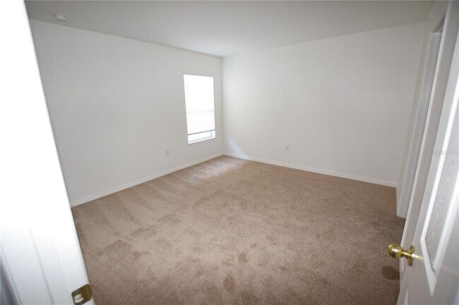 Building Photo - 622 Alfani St