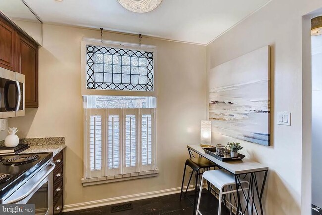 Building Photo - 2919 Elliott St