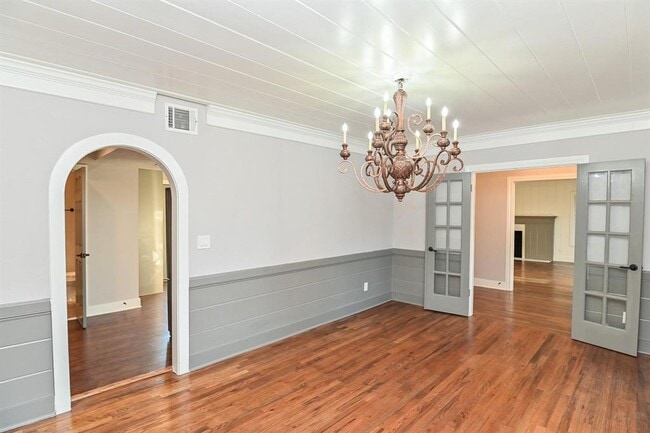 Building Photo - 1031 Meyer St