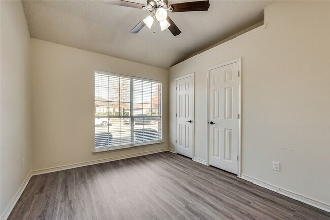 Building Photo - 5509 Fruitwood Dr