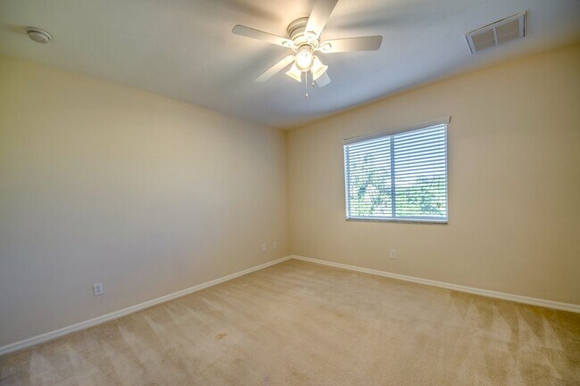 Building Photo - COMING SOON! 3 bedroom 2 bathroom single f...