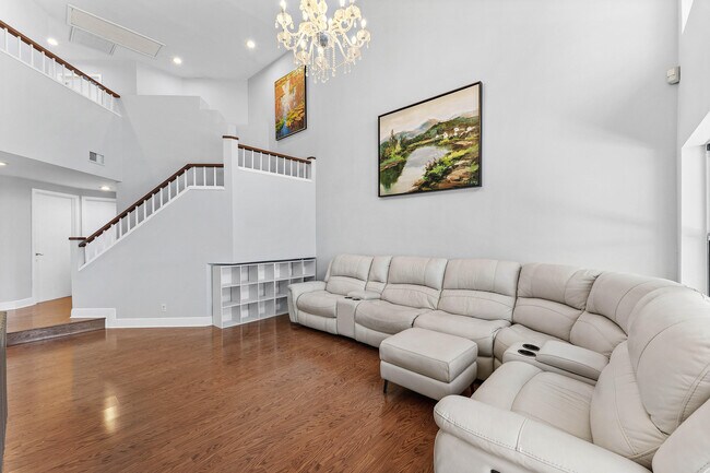 Building Photo - 2011 NW 53rd St