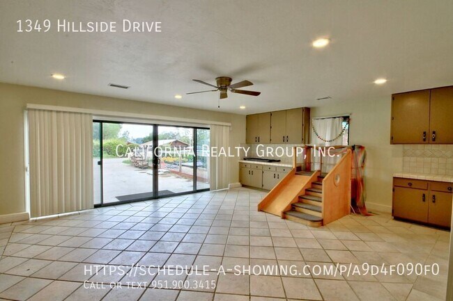 Building Photo - 1349 Hillside Dr