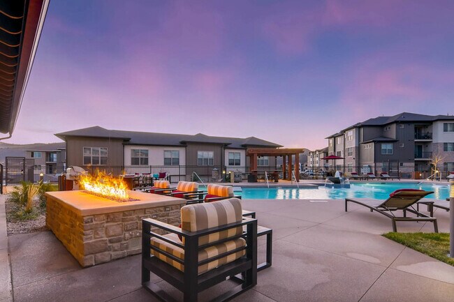 Building Photo - 13195 W Progress Cir