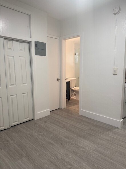 Building Photo - 1231 Pennsylvania Ave