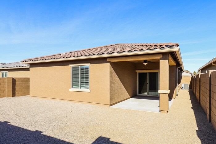 Building Photo - 11491 W Camden Dr