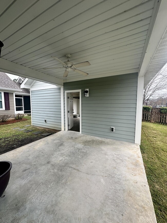 Building Photo - 1715 Brush Hill Rd