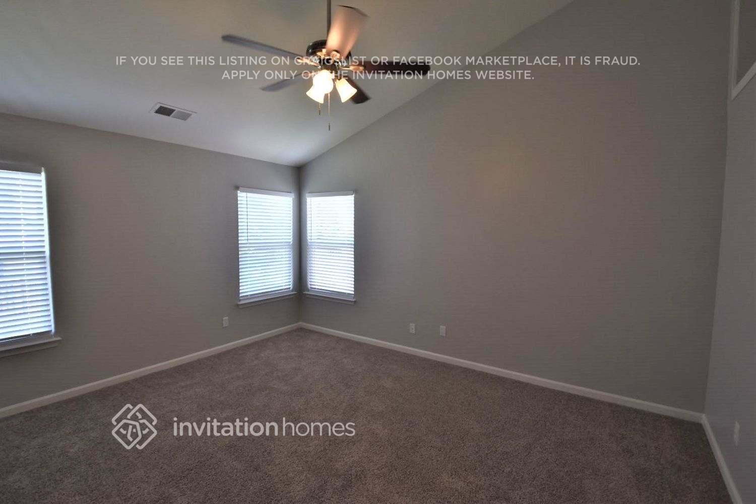 Building Photo - 2033 Moss Creek Dr