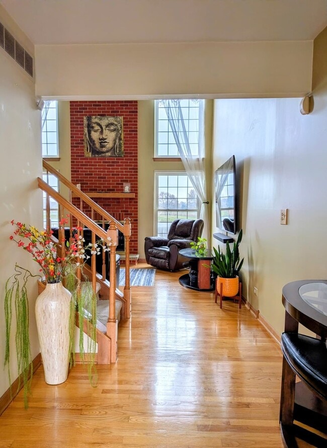 Building Photo - 2153 Seaver Ln