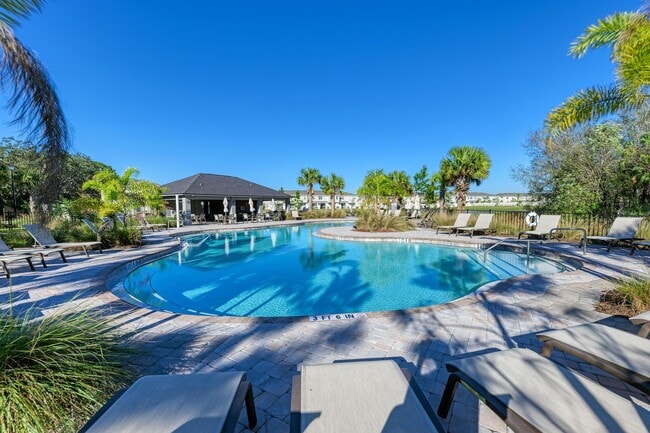 Building Photo - 6354 Fairmont Ln