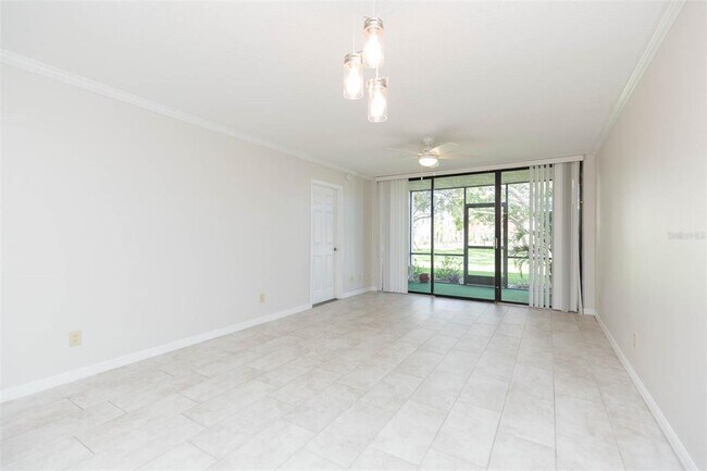 Building Photo - 14130 Rosemary Ln