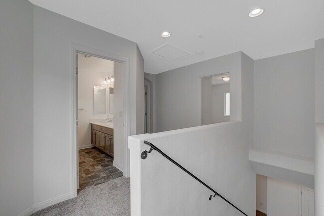 Building Photo - 7027 Jasper Hill Way
