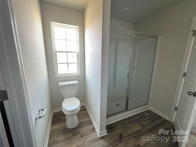 Building Photo - 193 Brentwood Dr