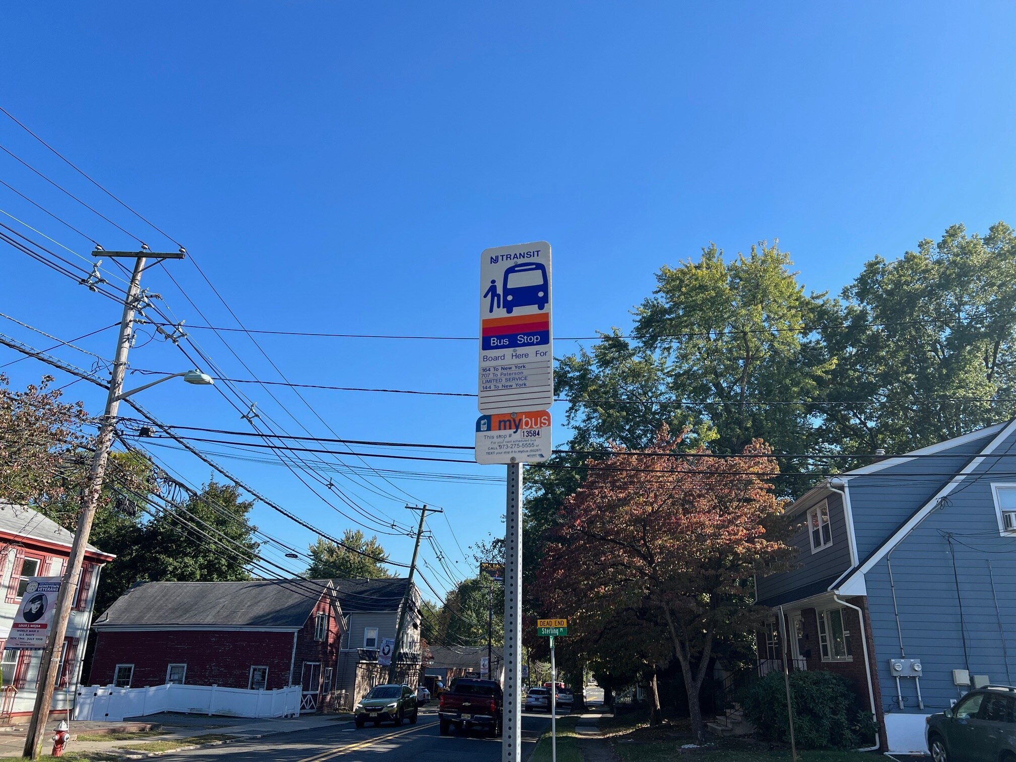 Building Photo - 215 Saddle River Rd