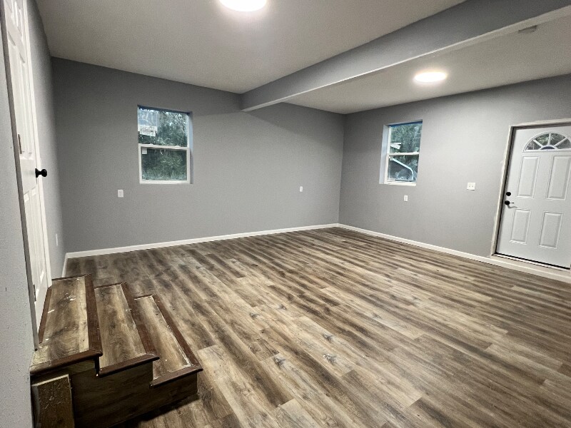 Building Photo - 4900 Grand Ave