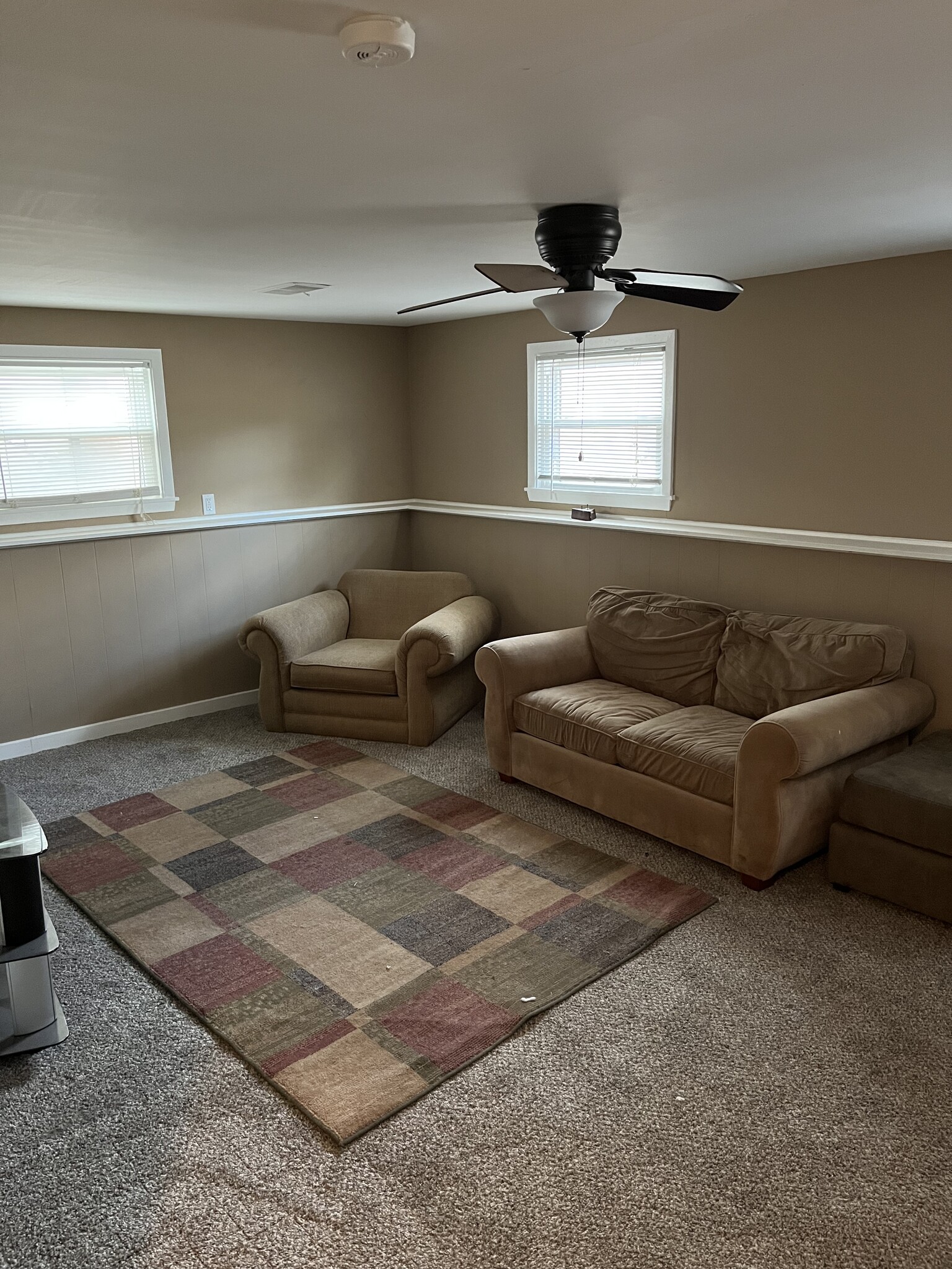 Lower Level Living Room - 1623 NE 50th St