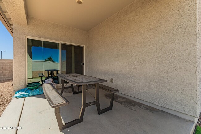 Building Photo - 4189 S 243rd Dr