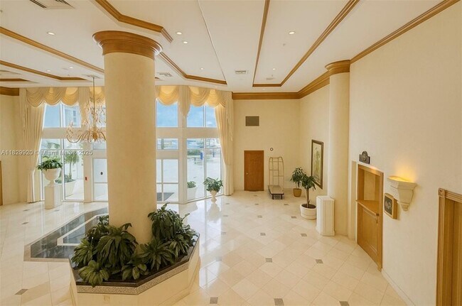 Building Photo - 16711 Collins Ave