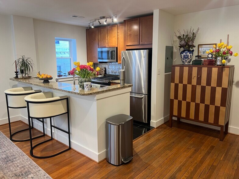 Building Photo - 2656 15th St NW