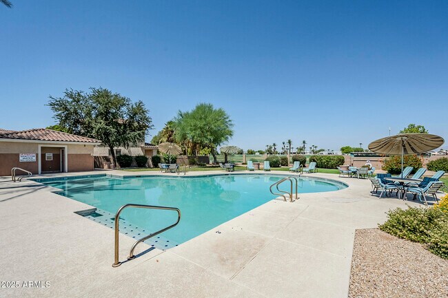 Building Photo - 13562 W Cypress St