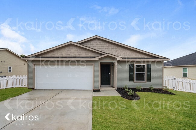 Building Photo - 236 Bluebonnet