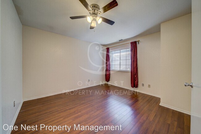 Building Photo - 3 br, 2.5 bath House - 2942 Twin Creeks Lane
