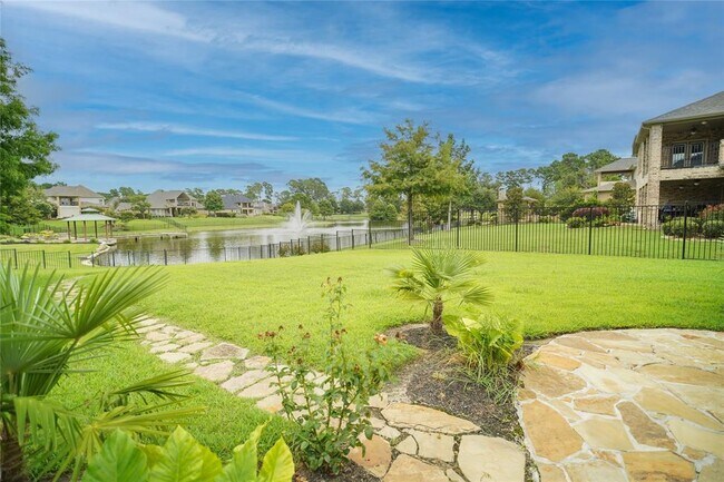 Building Photo - 13714 Oak Harbor Bend