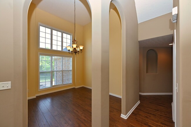 Building Photo - **BEAUTIFUL, WELL-MAINTAINED BRICK HOME ON...