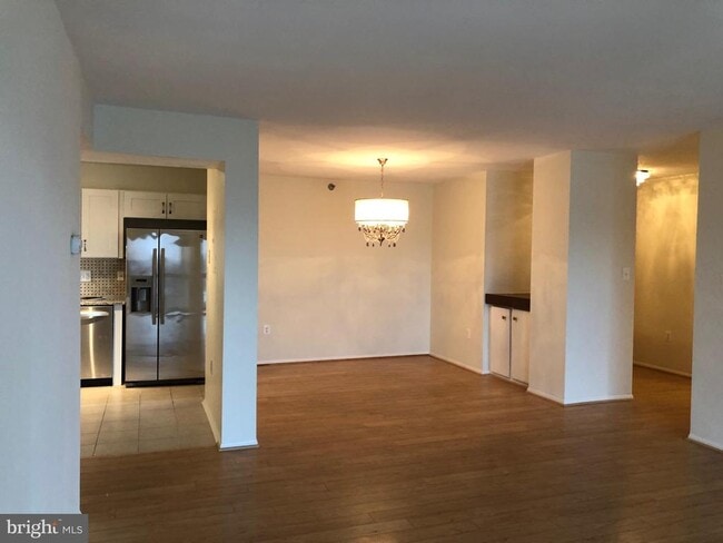 Building Photo - 3310 N Leisure World Blvd