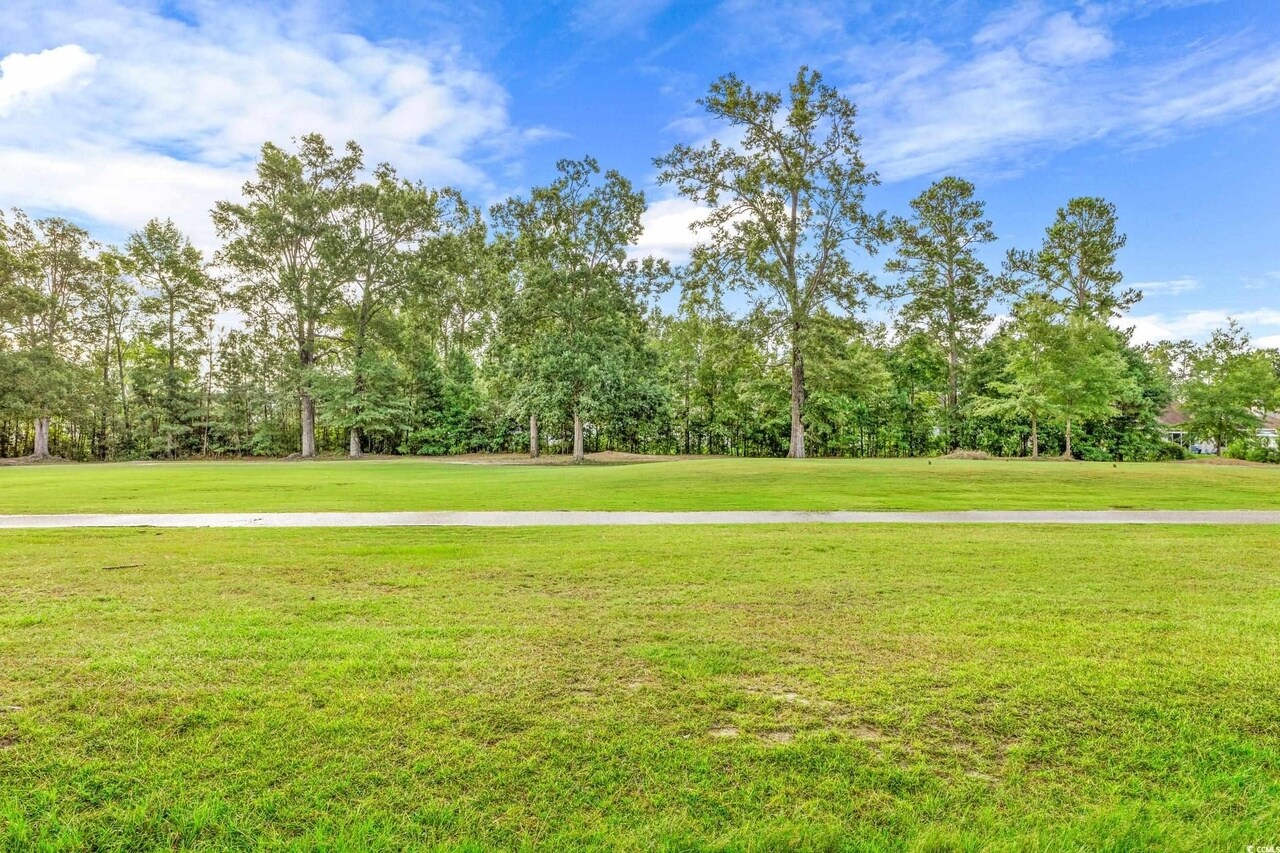 Building Photo - 612 River Oaks Dr