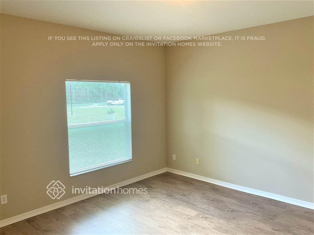 Building Photo - 1440 Kaslo Cir NW