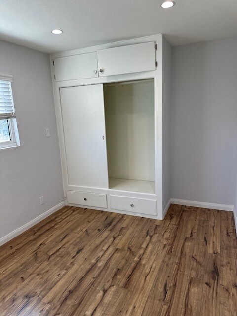 Building Photo - 8424 Glider Ave