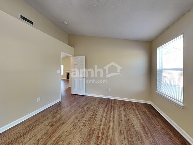 Building Photo - 12293 Driftstone Dr