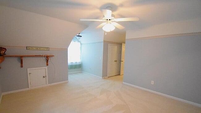 Building Photo - 1913 Thorn Crest Dr