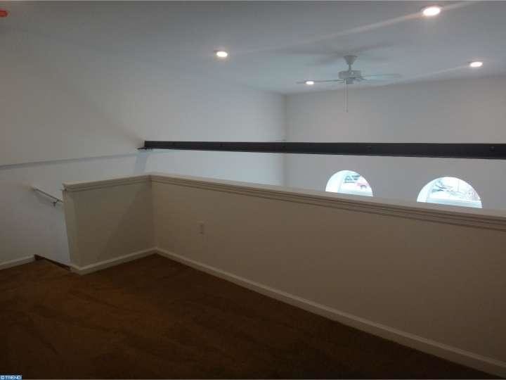Building Photo - 2231 Bryn Mawr Ave