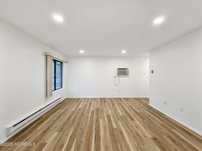 Building Photo - 161 Cross Slope Ct