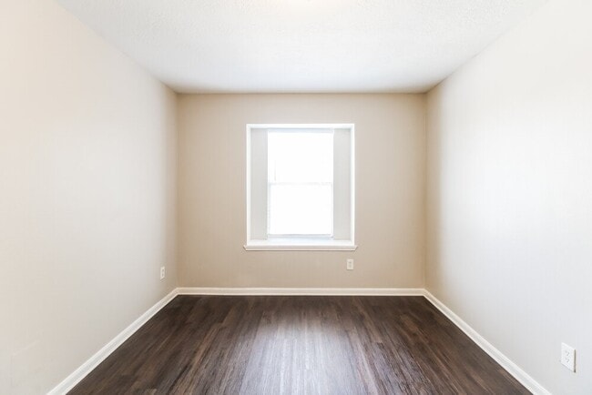 Building Photo - 10514 Southway Bend Ln