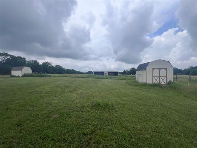 Building Photo - 470 Fm 896