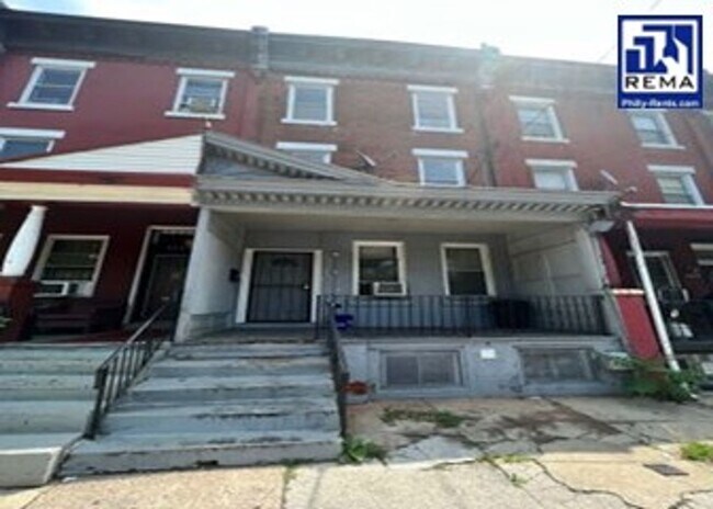 Building Photo - 3329 Ridge Ave