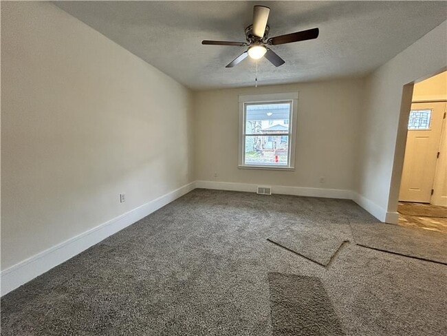 Building Photo - 316 Henry Ave