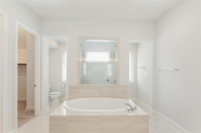 Building Photo - 14525 Kira Ln