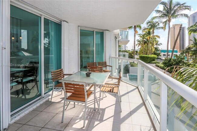 Building Photo - 16500 Collins Ave