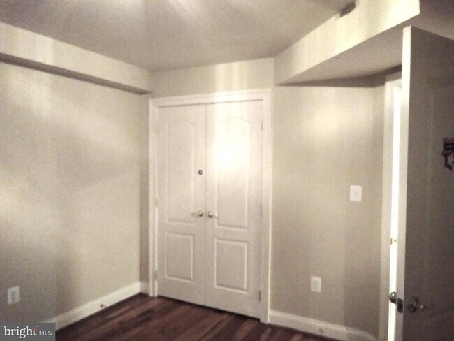 Building Photo - 6403 Velliety Ln
