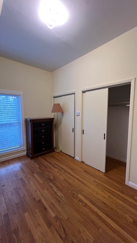 Building Photo - 15 Norfolk Ct